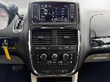 2014 Dodge Grand Caravan 30TH ANNIVERSARY | CLEAN CARFAX | LOW K - Photo 14