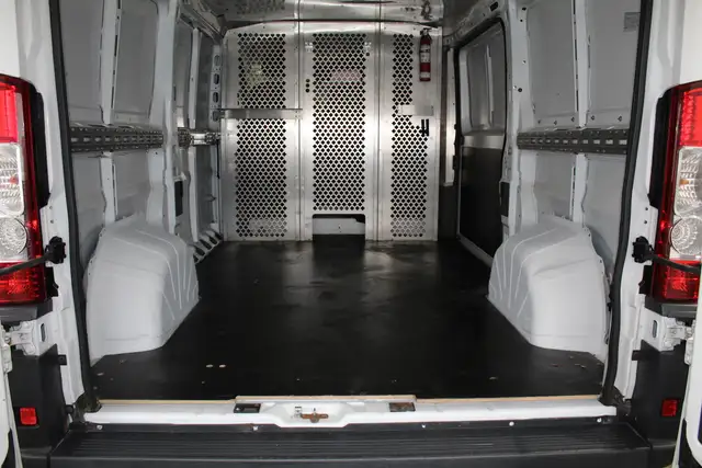 2017 Ram ProMaster 1500, 136', 3 Passenger, Divider - Photo 2