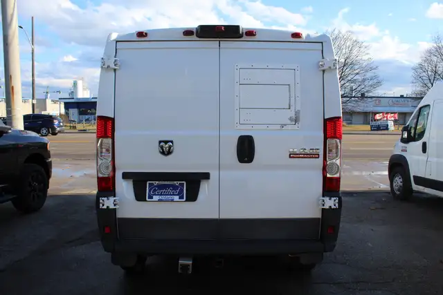 2017 Ram ProMaster 1500, 136', 3 Passenger, Divider - Photo 8