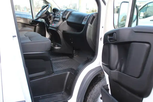 2017 Ram ProMaster 1500, 136', 3 Passenger, Divider - Photo 12