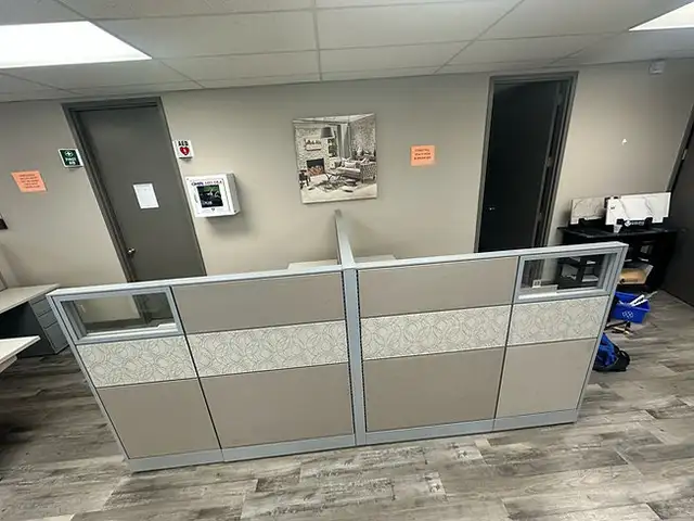 Flexible Open Plan Office–Three H Parkway System Available Now! - Photo 6