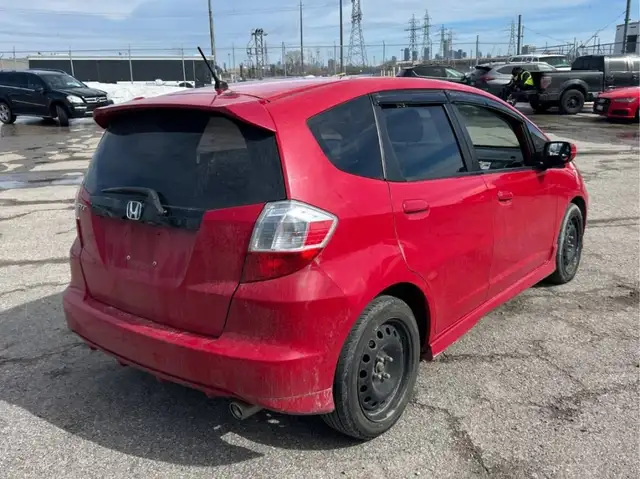 2014 HONDA FIT  SPORT  GAS SAVER SPORT - Photo 3