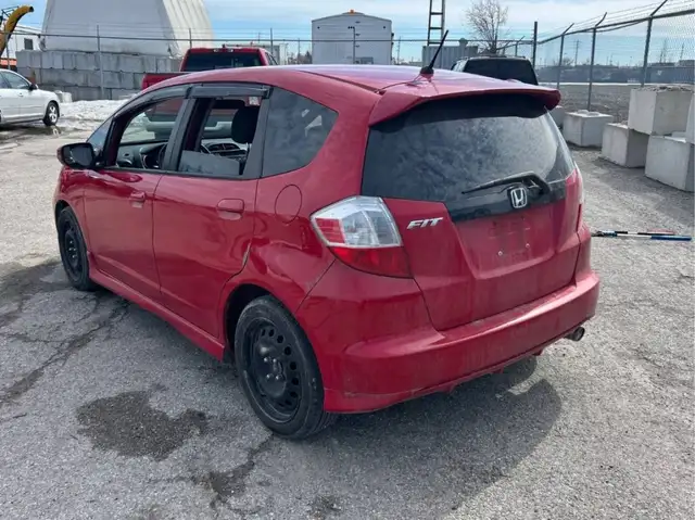 2014 HONDA FIT  SPORT  GAS SAVER SPORT - Photo 6