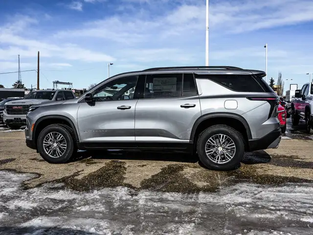 2026 Chevrolet Traverse LT - Photo 10