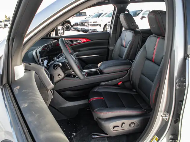 2026 Chevrolet Traverse - Photo 14