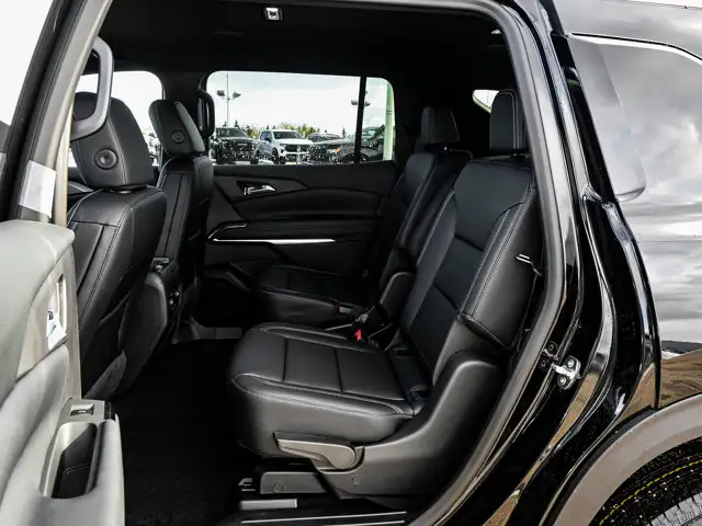 2026 Chevrolet Traverse LT - Photo 31