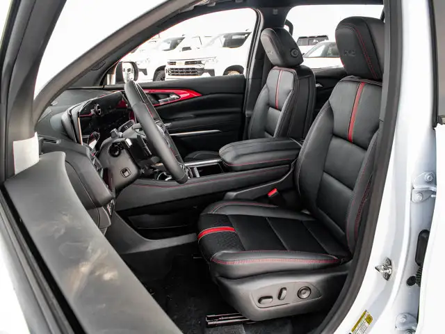 2026 Chevrolet Traverse - Photo 14