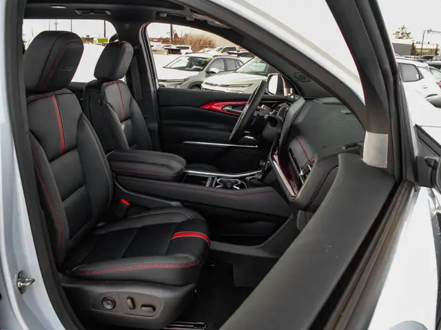 2026 Chevrolet Traverse - Photo 15