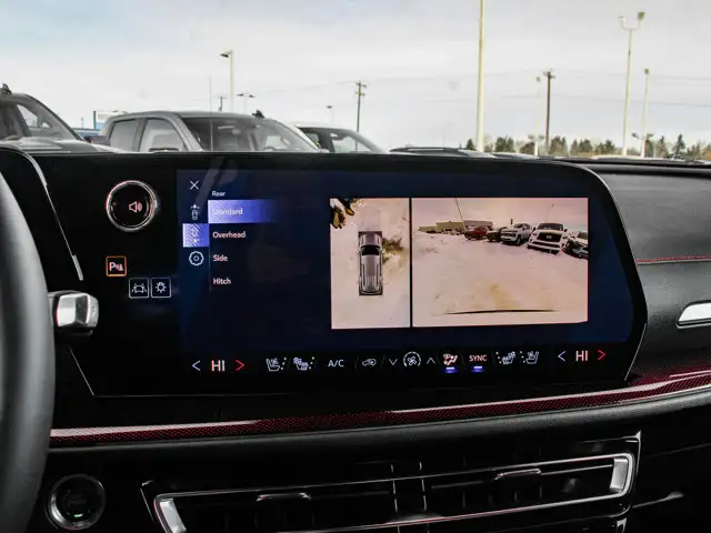 2026 Chevrolet Traverse - Photo 31