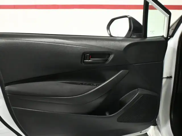 2025 Toyota Corolla LE No Accident Sunroof Carplay Heated Seats - Photo 11
