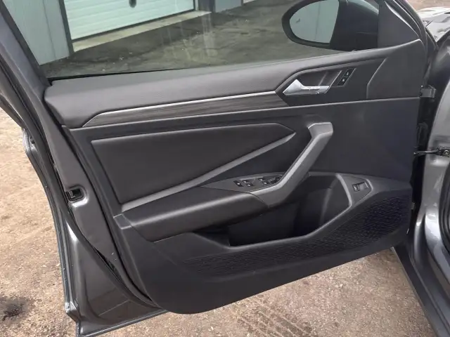 2019 Volkswagen Jetta 1.4 TSI Highline Highline|| Financing A... - Photo 10
