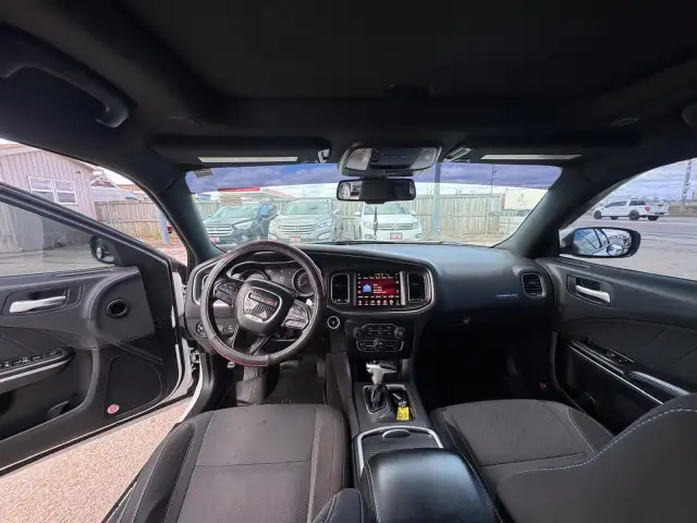 2017 Dodge Charger RALLYE, AWD, V6, BEATS AUDIO, CERTIFIED - Photo 12