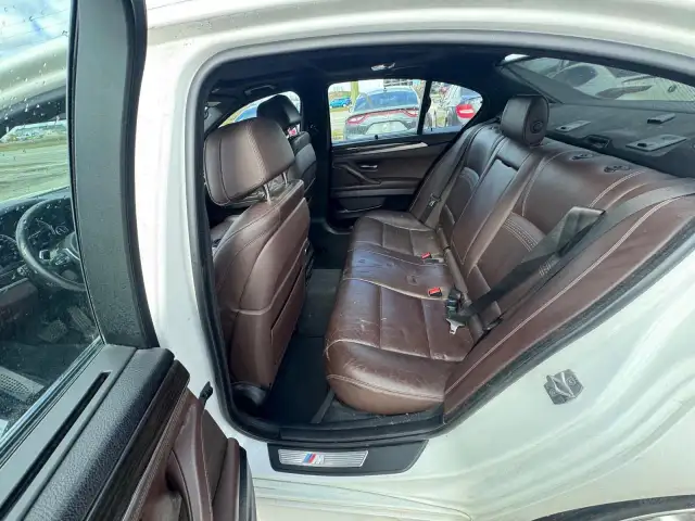 2015 BMW 5 Series 535d xDrive, DRIVES WELL, EGR ISSUE, AS IS SPE - Photo 11