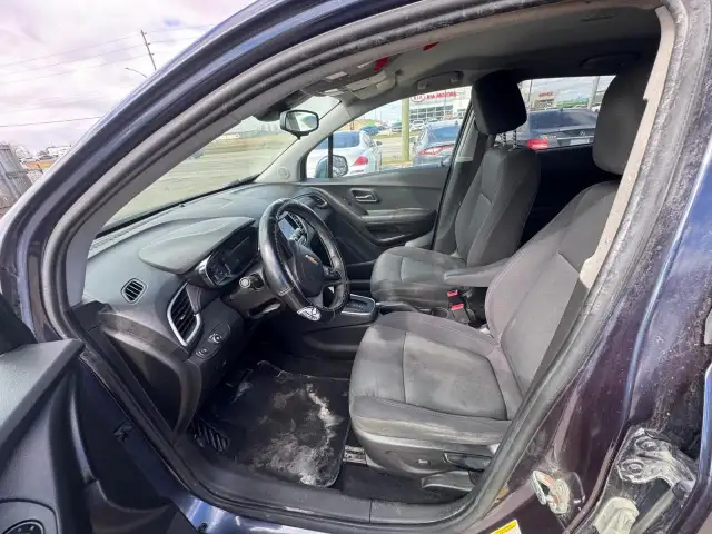 2019 Chevrolet Trax LT, ENGINE PROBLEM, GREAT FOR PARTS OR REPAI - Photo 9