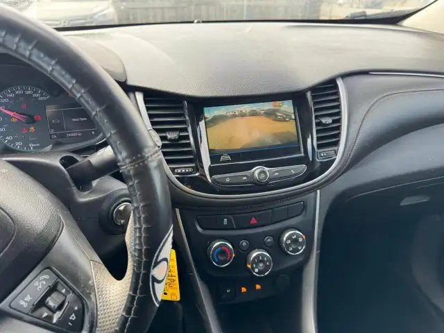 2019 Chevrolet Trax LT, ENGINE PROBLEM, GREAT FOR PARTS OR REPAI - Photo 14