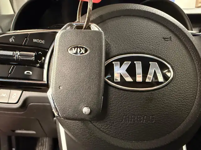 2019 Kia Forte LX New Brakes Lane Keep Heated Seats ApplePlay - Photo 10