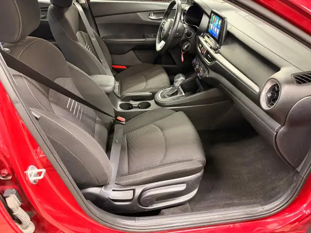 2019 Kia Forte LX New Brakes Lane Keep Heated Seats ApplePlay - Photo 21