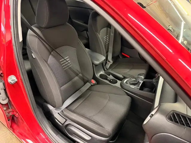 2019 Kia Forte LX New Brakes Lane Keep Heated Seats ApplePlay - Photo 22
