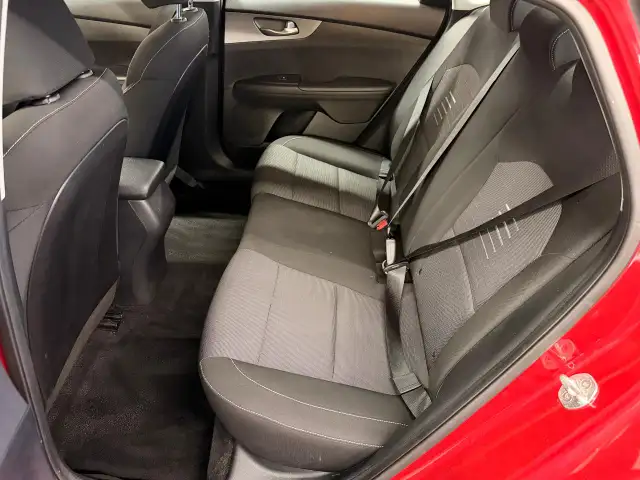 2019 Kia Forte LX New Brakes Lane Keep Heated Seats ApplePlay - Photo 23