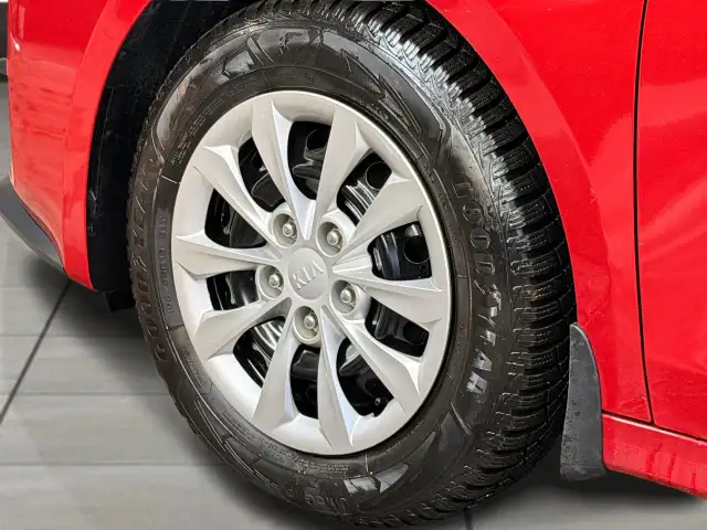 2019 Kia Forte LX New Brakes Lane Keep Heated Seats ApplePlay - Photo 50