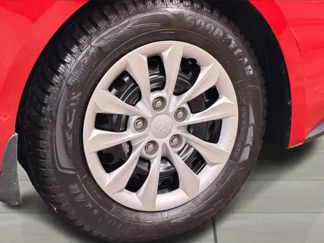 2019 Kia Forte LX New Brakes Lane Keep Heated Seats ApplePlay - Photo 51