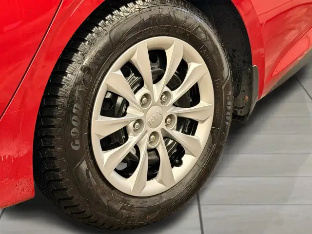 2019 Kia Forte LX New Brakes Lane Keep Heated Seats ApplePlay - Photo 52