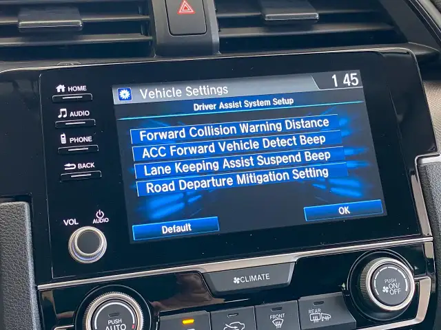 2019 Honda Civic LX New Brakes Adaptive Cruise CLEAN CARFAX - Photo 29