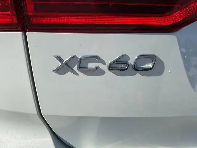 2020 Volvo XC60 T6 Inscription - Photo 10