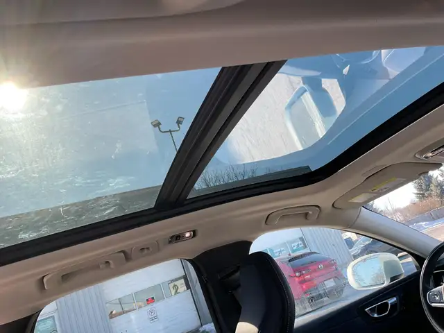 2020 Volvo XC60 T6 Inscription - Photo 16