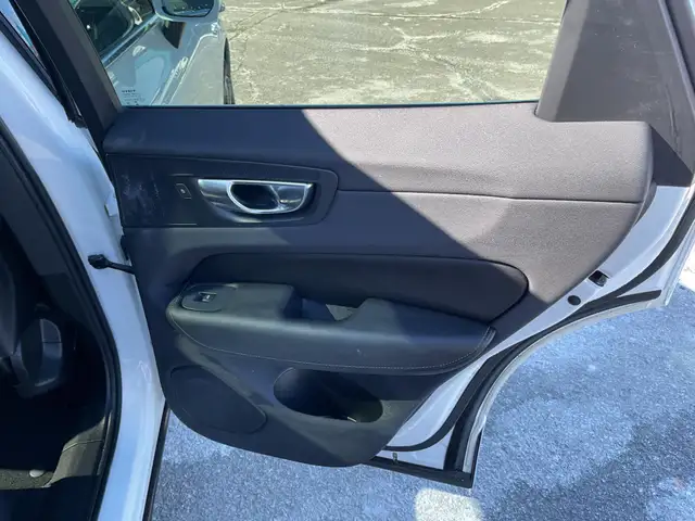 2020 Volvo XC60 T6 Inscription - Photo 38