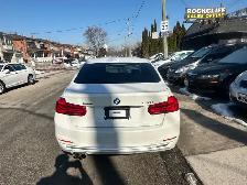 2017 BMW 330 i xDrive - Photo 4