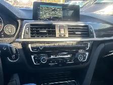 2017 BMW 330 i xDrive - Photo 11