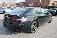 2024 Toyota Camry HYBRID SE - Photo 4