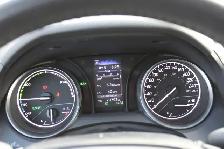 2024 Toyota Camry HYBRID SE - Photo 12