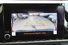 2025 Toyota Camry SE hybrid with sunroof - Photo 13