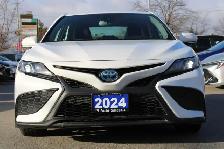 2024 Toyota Camry HYBRID SE - Photo 3