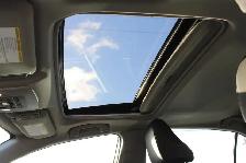 2024 Toyota Camry HYBRID SE - Photo 12