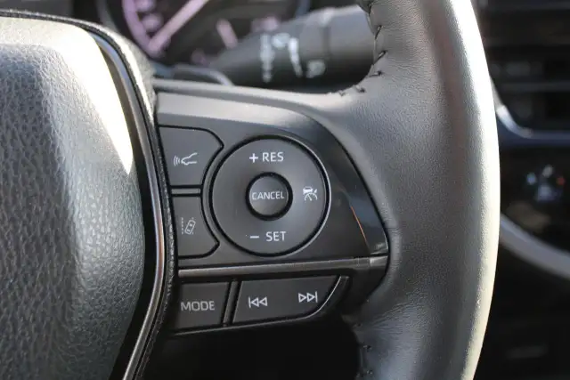 2024 Toyota Camry HYBRID SE - Photo 15