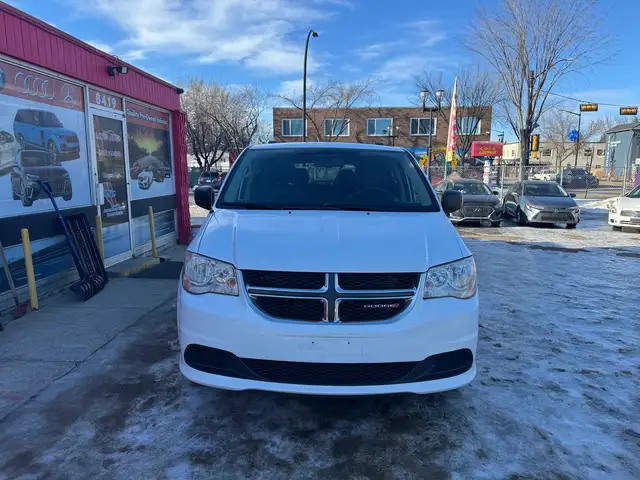 2014 Dodge Grand Caravan SXT Premium - Photo 3