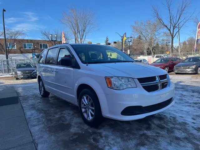 2014 Dodge Grand Caravan SXT Premium - Photo 4