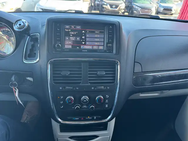 2014 Dodge Grand Caravan SXT Premium - Photo 8