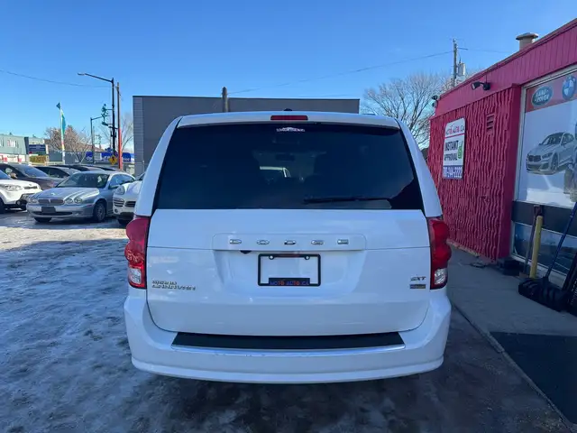 2014 Dodge Grand Caravan SXT Premium - Photo 15