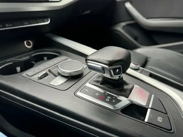 2017 Audi A4 Tecknik - Photo 13