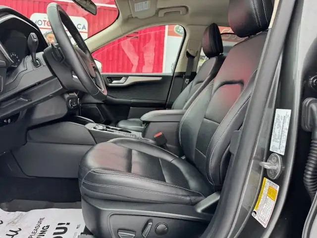 2021 Ford Escape SEL - Photo 5