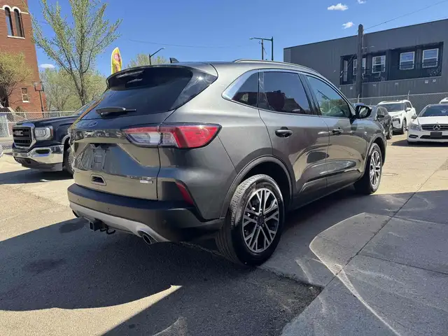 2021 Ford Escape SEL - Photo 16