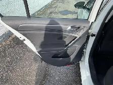 2018 Volkswagen Golf - Photo 18