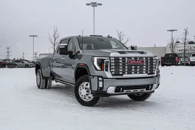 2026 GMC Sierra 3500HD Denali - Photo 2