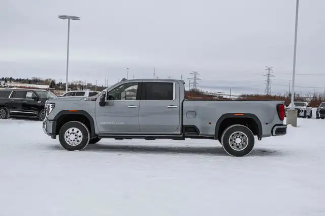 2026 GMC Sierra 3500HD Denali - Photo 5