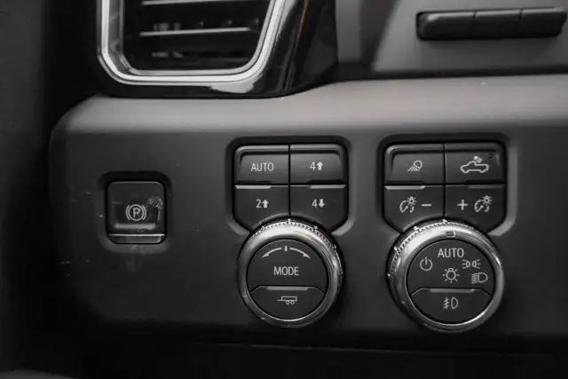 2026 GMC Sierra 3500HD Denali - Photo 19