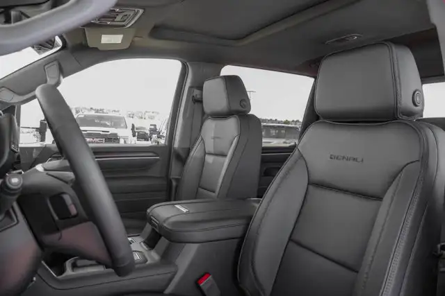 2026 GMC Sierra 3500HD Denali - Photo 33